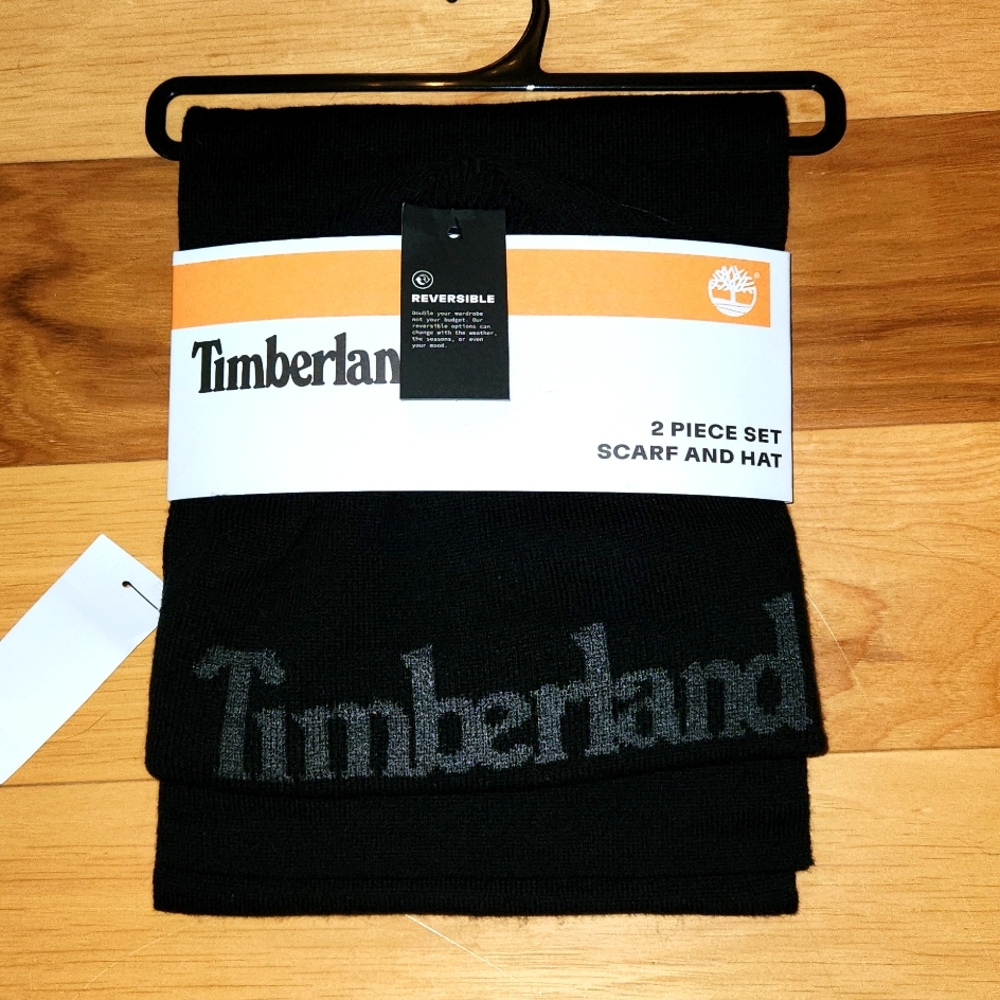 Timberland Scarf & Hat Set Reversible NWT OS
